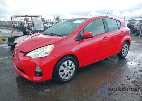 2013 Toyota Prius C Three из США, поврежденный, VIN JTDKDTB38D1045127